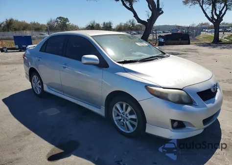 2010 Toyota Corolla Base z USA, uszkodzony, nr VIN 1NXBU4EE9AZ268432